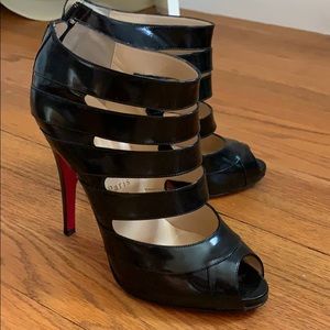 Christian louboutin black patent leather bootie